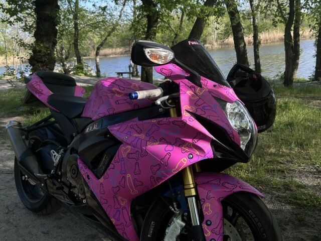Сузуки GSX-R 750, объемом двигателя 75 л и пробегом 0 тыс. км за 10500 $, фото 5 на Automoto.ua