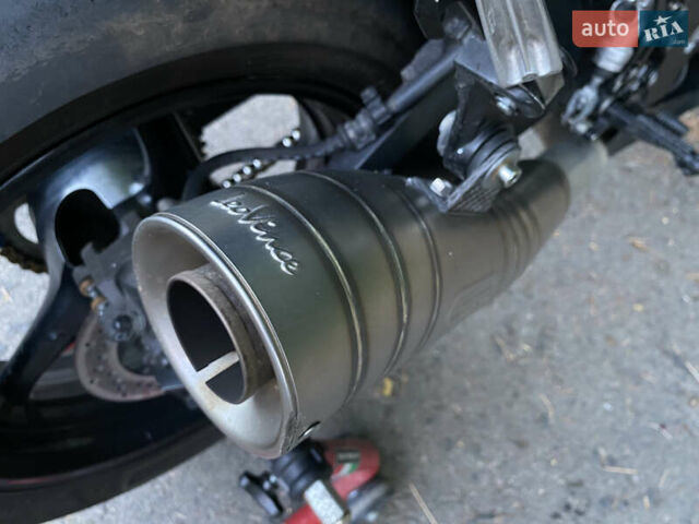 Сузуки GSX-R 750, объемом двигателя 0 л и пробегом 22 тыс. км за 12300 $, фото 31 на Automoto.ua