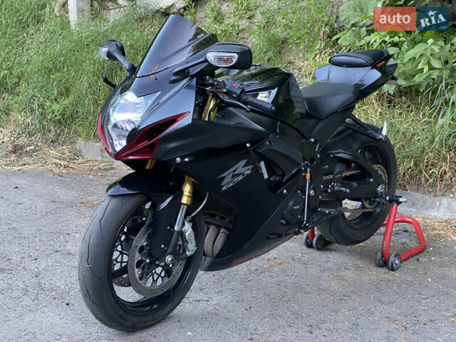 Сузуки GSX-R 750, объемом двигателя 0 л и пробегом 22 тыс. км за 12300 $, фото 4 на Automoto.ua