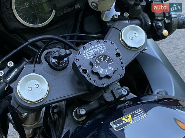 Сузуки GSX-R 750, объемом двигателя 0 л и пробегом 22 тыс. км за 12300 $, фото 14 на Automoto.ua
