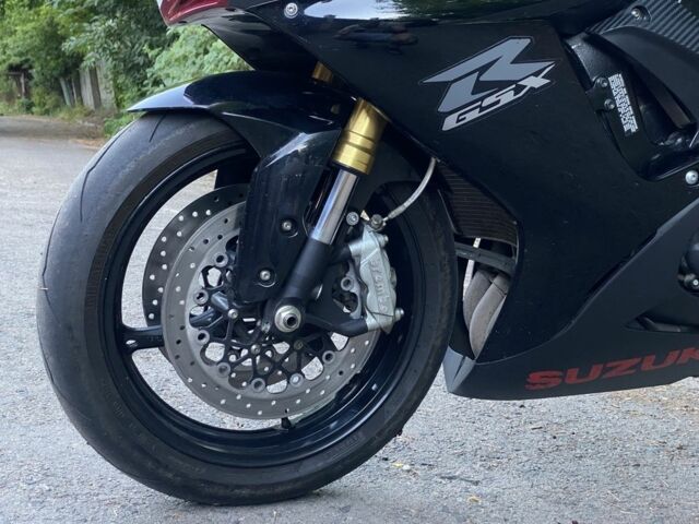 Сузуки GSX-R 750, объемом двигателя 0.75 л и пробегом 0 тыс. км за 11900 $, фото 6 на Automoto.ua