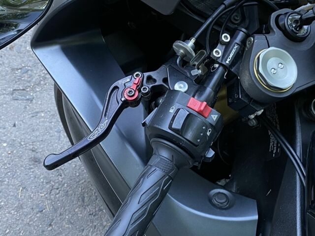 Сузуки GSX-R 750, объемом двигателя 0.75 л и пробегом 0 тыс. км за 11900 $, фото 14 на Automoto.ua