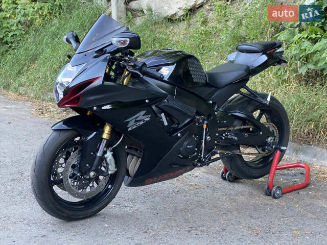 Сузуки GSX-R 750, объемом двигателя 0 л и пробегом 22 тыс. км за 12300 $, фото 5 на Automoto.ua