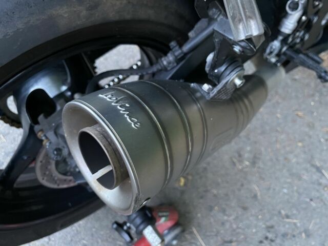 Сузуки GSX-R 750, объемом двигателя 0.75 л и пробегом 0 тыс. км за 11900 $, фото 17 на Automoto.ua