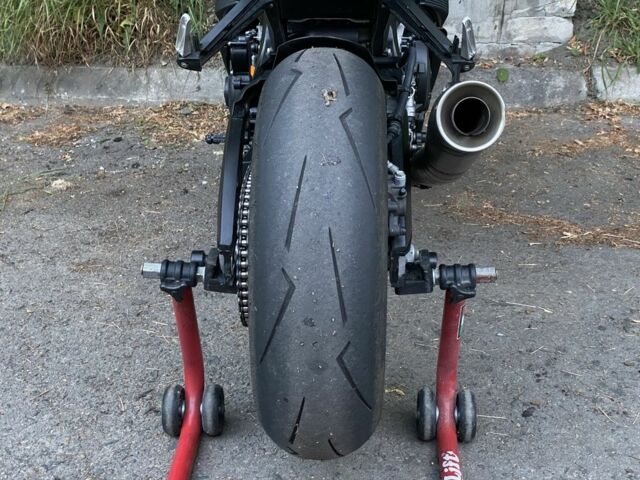 Сузуки GSX-R 750, объемом двигателя 0.75 л и пробегом 0 тыс. км за 11900 $, фото 10 на Automoto.ua