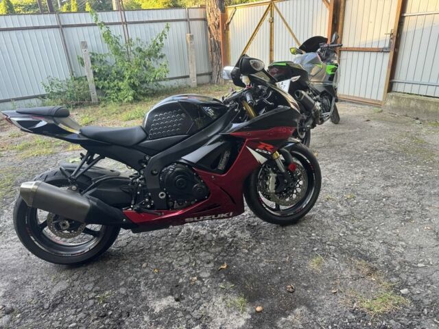 Сузуки GSX-R 750, объемом двигателя 0.75 л и пробегом 0 тыс. км за 10000 $, фото 6 на Automoto.ua