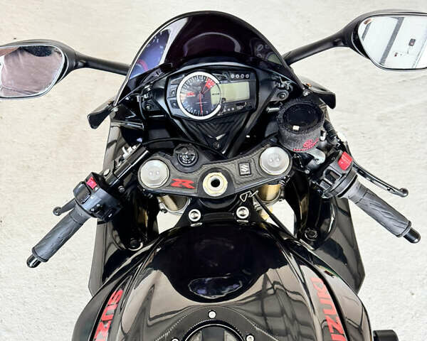 Сузуки GSX-R 750, объемом двигателя 0 л и пробегом 3 тыс. км за 10200 $, фото 4 на Automoto.ua