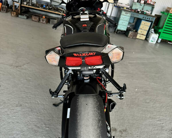 Сузуки GSX-R 750, объемом двигателя 0 л и пробегом 3 тыс. км за 10200 $, фото 1 на Automoto.ua