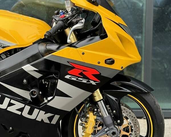 Желтый Сузуки GSX-R 750, объемом двигателя 0.75 л и пробегом 33 тыс. км за 6499 $, фото 25 на Automoto.ua