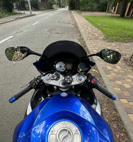 Синий Сузуки GSX-R 750, объемом двигателя 0.75 л и пробегом 30 тыс. км за 7700 $, фото 3 на Automoto.ua