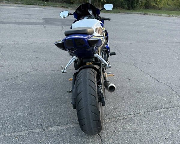 Синій Сузукі GSX-R 750, об'ємом двигуна 0.75 л та пробігом 56 тис. км за 5500 $, фото 10 на Automoto.ua
