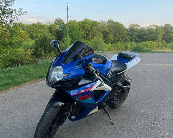 Синий Сузуки GSX-R 750, объемом двигателя 0.75 л и пробегом 30 тыс. км за 7700 $, фото 2 на Automoto.ua