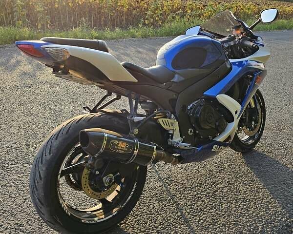 Синий Сузуки GSX-R 750, объемом двигателя 0.75 л и пробегом 23 тыс. км за 8000 $, фото 12 на Automoto.ua