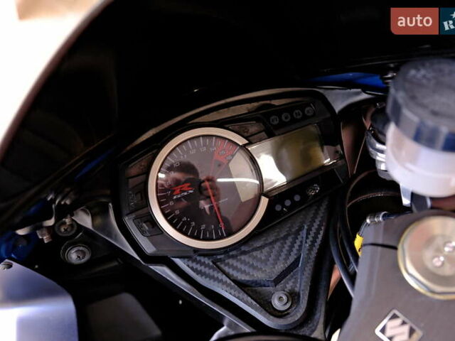 Синій Сузукі GSX-R 750, об'ємом двигуна 0.75 л та пробігом 13 тис. км за 10400 $, фото 10 на Automoto.ua