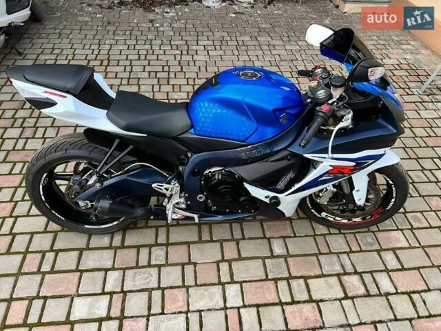 Синий Сузуки GSX-R 750, объемом двигателя 0.75 л и пробегом 30 тыс. км за 10500 $, фото 1 на Automoto.ua