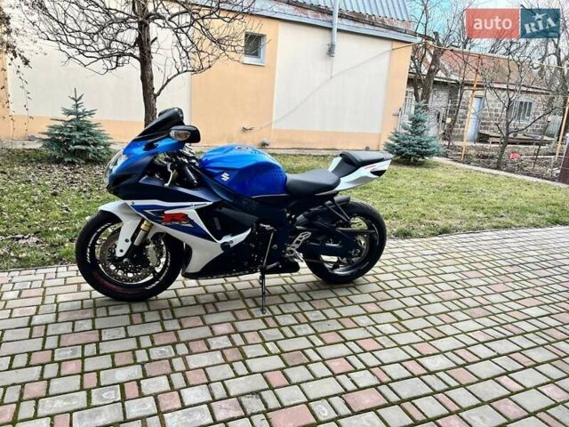 Синий Сузуки GSX-R 750, объемом двигателя 0.75 л и пробегом 30 тыс. км за 10500 $, фото 4 на Automoto.ua