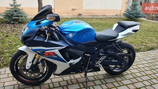 Синий Сузуки GSX-R 750, объемом двигателя 0.75 л и пробегом 30 тыс. км за 10500 $, фото 18 на Automoto.ua