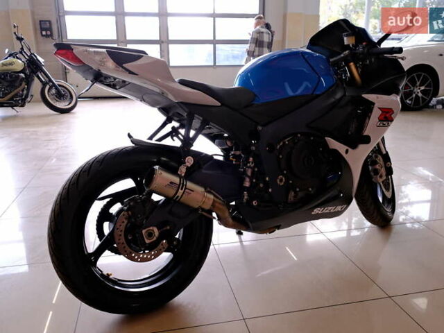 Синій Сузукі GSX-R 750, об'ємом двигуна 0.75 л та пробігом 13 тис. км за 10400 $, фото 4 на Automoto.ua