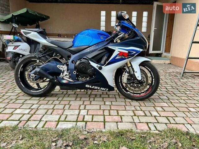 Синий Сузуки GSX-R 750, объемом двигателя 0.75 л и пробегом 30 тыс. км за 10500 $, фото 5 на Automoto.ua