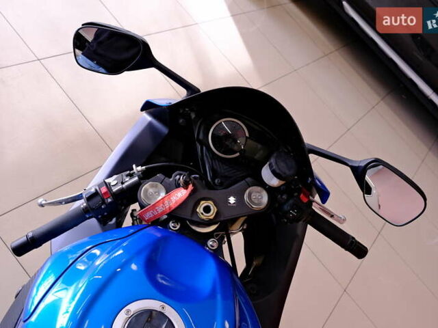 Синій Сузукі GSX-R 750, об'ємом двигуна 0.75 л та пробігом 13 тис. км за 10400 $, фото 9 на Automoto.ua