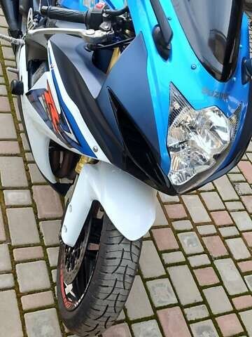 Синий Сузуки GSX-R 750, объемом двигателя 0.75 л и пробегом 30 тыс. км за 10500 $, фото 13 на Automoto.ua