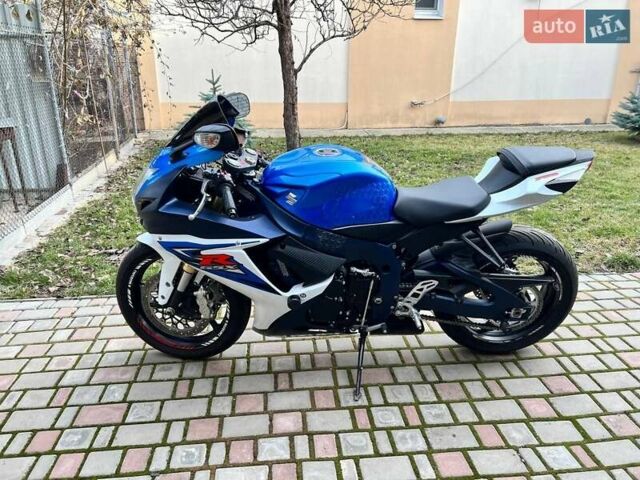 Синий Сузуки GSX-R 750, объемом двигателя 0.75 л и пробегом 30 тыс. км за 10500 $, фото 9 на Automoto.ua