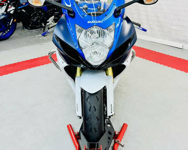 Синий Сузуки GSX-R 750, объемом двигателя 0.75 л и пробегом 13 тыс. км за 10500 $, фото 27 на Automoto.ua