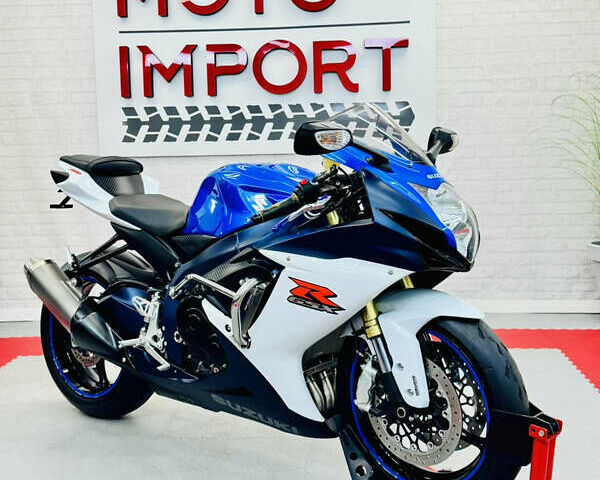 Синий Сузуки GSX-R 750, объемом двигателя 0.75 л и пробегом 13 тыс. км за 10500 $, фото 2 на Automoto.ua