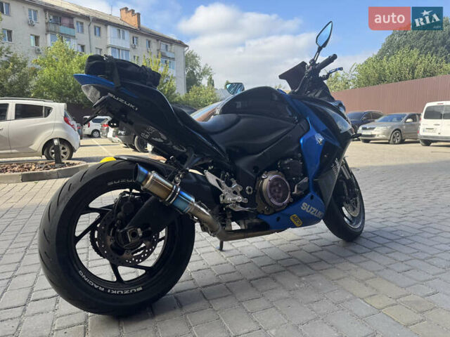 Черный Сузуки GSX-S 1000, объемом двигателя 1 л и пробегом 33 тыс. км за 11000 $, фото 1 на Automoto.ua