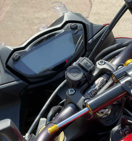 Черный Сузуки GSX-S 1000, объемом двигателя 1 л и пробегом 28 тыс. км за 10600 $, фото 22 на Automoto.ua