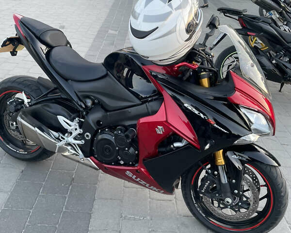 Черный Сузуки GSX-S 1000, объемом двигателя 1 л и пробегом 28 тыс. км за 10199 $, фото 4 на Automoto.ua