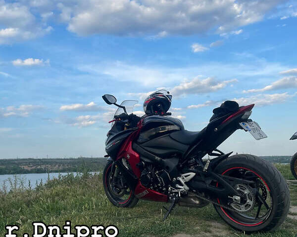 Черный Сузуки GSX-S 1000, объемом двигателя 1 л и пробегом 28 тыс. км за 10199 $, фото 2 на Automoto.ua