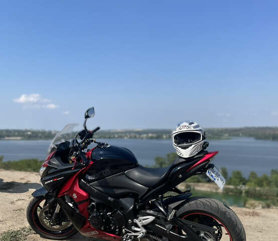 Черный Сузуки GSX-S 1000, объемом двигателя 1 л и пробегом 28 тыс. км за 10600 $, фото 16 на Automoto.ua