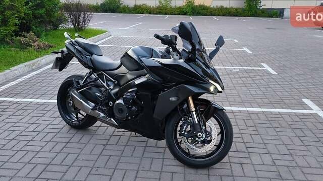 Черный Сузуки GSX-S 1000, объемом двигателя 1 л и пробегом 8 тыс. км за 17400 $, фото 2 на Automoto.ua