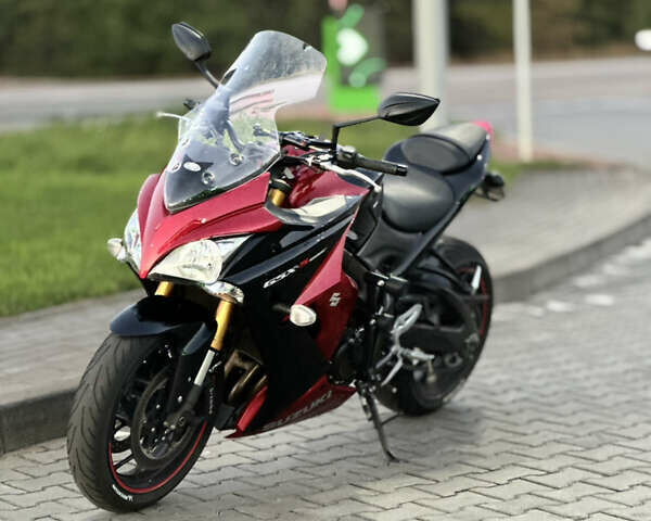 Красный Сузуки GSX-S 1000, объемом двигателя 1 л и пробегом 24 тыс. км за 10000 $, фото 2 на Automoto.ua