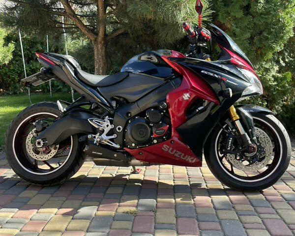 Червоний Сузукі GSX-S 1000, об'ємом двигуна 1 л та пробігом 14 тис. км за 10800 $, фото 4 на Automoto.ua