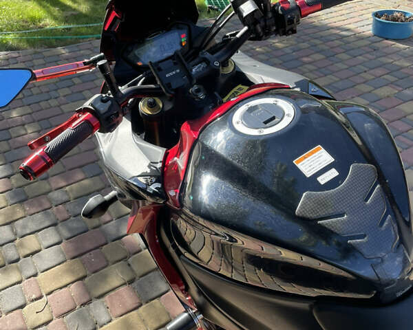 Червоний Сузукі GSX-S 1000, об'ємом двигуна 1 л та пробігом 14 тис. км за 10800 $, фото 9 на Automoto.ua