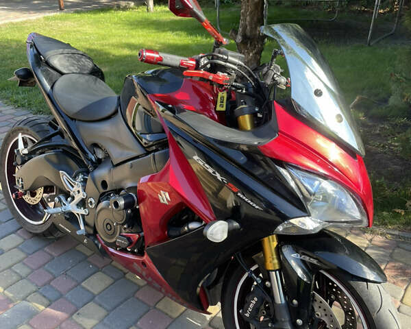 Червоний Сузукі GSX-S 1000, об'ємом двигуна 1 л та пробігом 14 тис. км за 10800 $, фото 8 на Automoto.ua