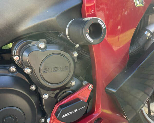 Червоний Сузукі GSX-S 1000, об'ємом двигуна 1 л та пробігом 14 тис. км за 10800 $, фото 12 на Automoto.ua