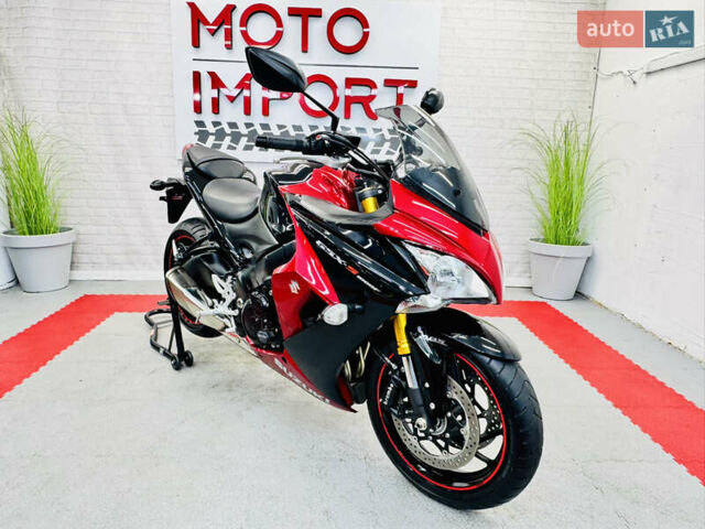 Красный Сузуки GSX-S 1000, объемом двигателя 1 л и пробегом 21 тыс. км за 9300 $, фото 1 на Automoto.ua