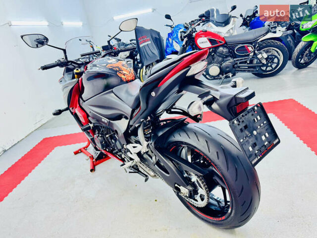 Красный Сузуки GSX-S 1000, объемом двигателя 1 л и пробегом 25 тыс. км за 9200 $, фото 9 на Automoto.ua