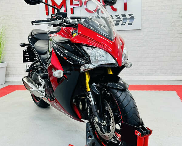 Красный Сузуки GSX-S 1000, объемом двигателя 1 л и пробегом 25 тыс. км за 9200 $, фото 3 на Automoto.ua