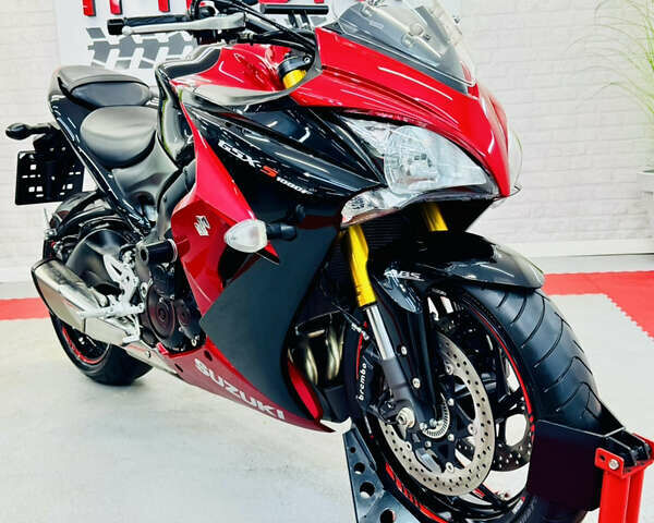 Красный Сузуки GSX-S 1000, объемом двигателя 1 л и пробегом 25 тыс. км за 9200 $, фото 2 на Automoto.ua