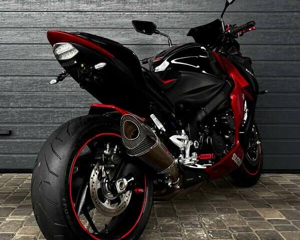 Красный Сузуки GSX-S 1000, объемом двигателя 1 л и пробегом 23 тыс. км за 9300 $, фото 4 на Automoto.ua