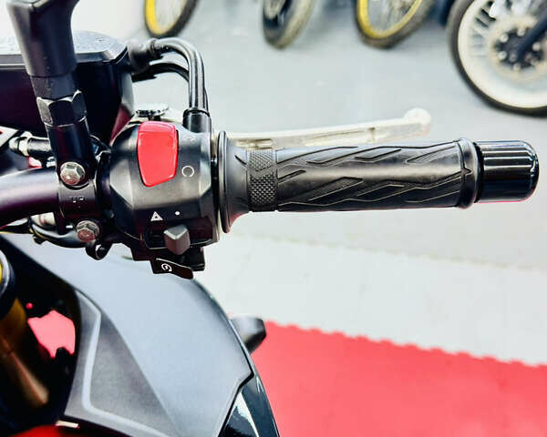 Красный Сузуки GSX-S 1000, объемом двигателя 1 л и пробегом 25 тыс. км за 9200 $, фото 25 на Automoto.ua