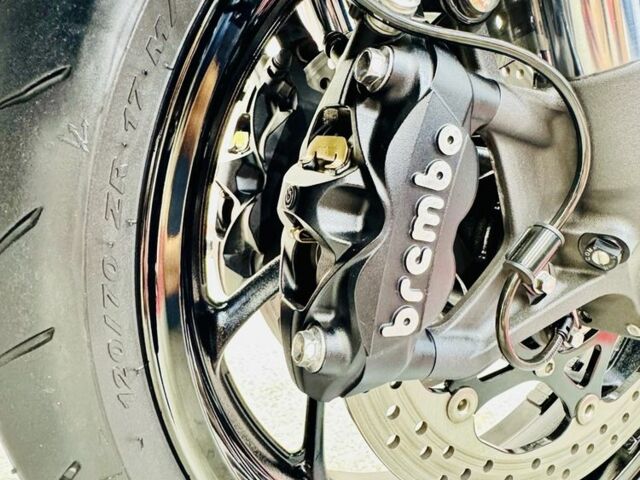 Сузуки GSX-S 1000, объемом двигателя 1 л и пробегом 0 тыс. км за 9800 $, фото 9 на Automoto.ua