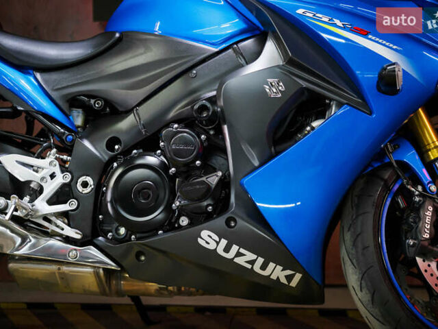 Сузуки GSX-S 1000, объемом двигателя 1 л и пробегом 10 тыс. км за 11500 $, фото 10 на Automoto.ua
