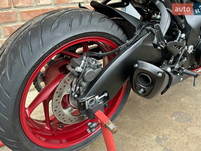 Сузуки GSX-S 1000, объемом двигателя 1 л и пробегом 5 тыс. км за 10100 $, фото 8 на Automoto.ua