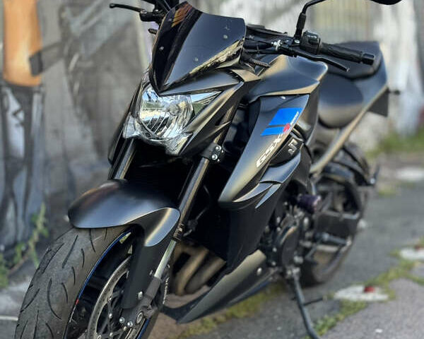 Сузуки GSX-S 1000, объемом двигателя 0 л и пробегом 6 тыс. км за 10500 $, фото 3 на Automoto.ua