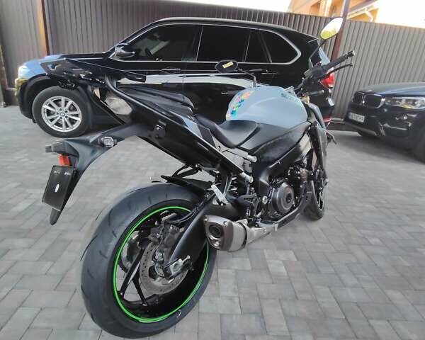 Сузуки GSX-S 1000, объемом двигателя 1 л и пробегом 10 тыс. км за 12700 $, фото 5 на Automoto.ua